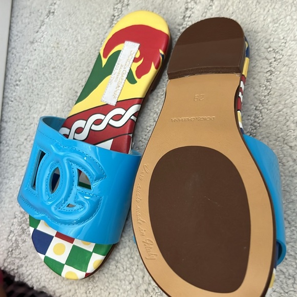 Girls Dolce and gabbana sandals - Picture 2 of 3